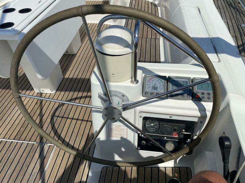 Free Spirit 45ft Jeanneau Yacht For Sale