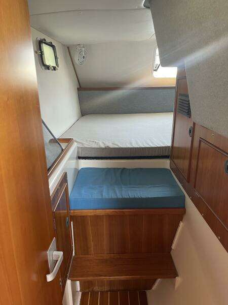 32ft PDQ Yacht For Sale