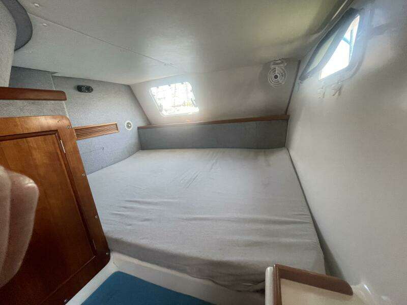 32ft PDQ Yacht For Sale
