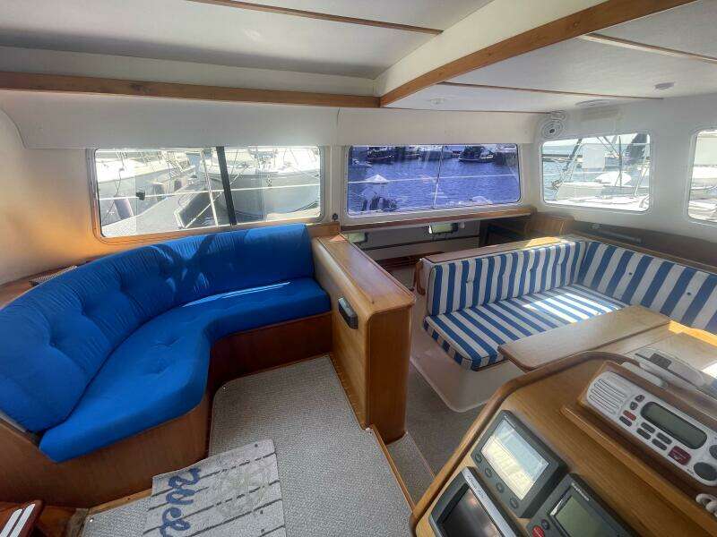 32ft PDQ Yacht For Sale