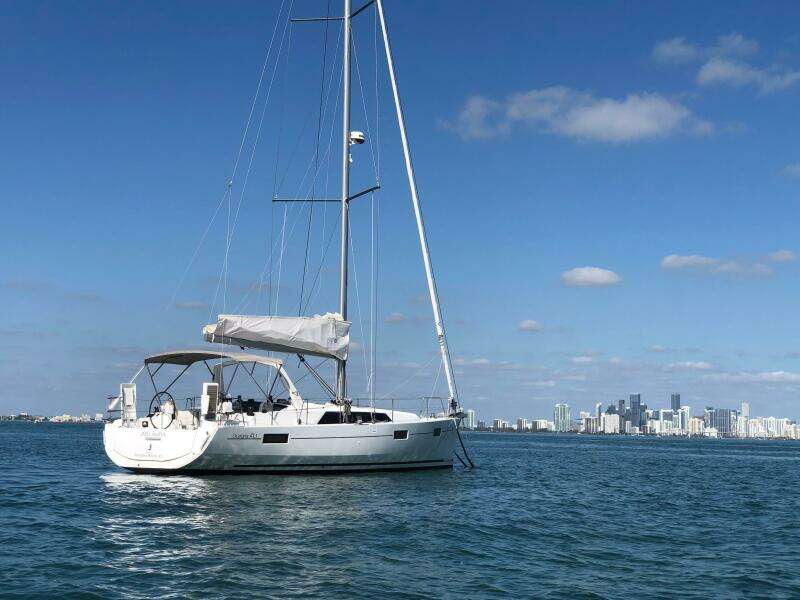 Deli Mavi 41ft Beneteau Yacht For Sale