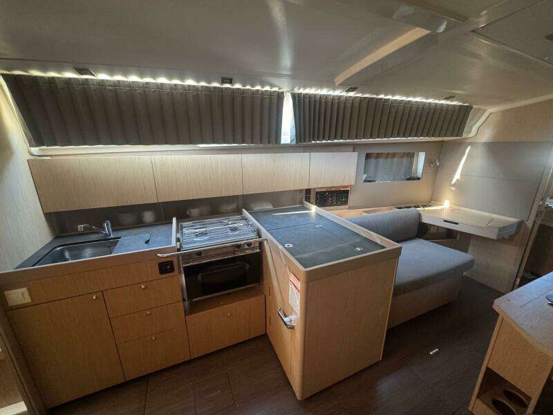 Deli Mavi 41ft Beneteau Yacht For Sale
