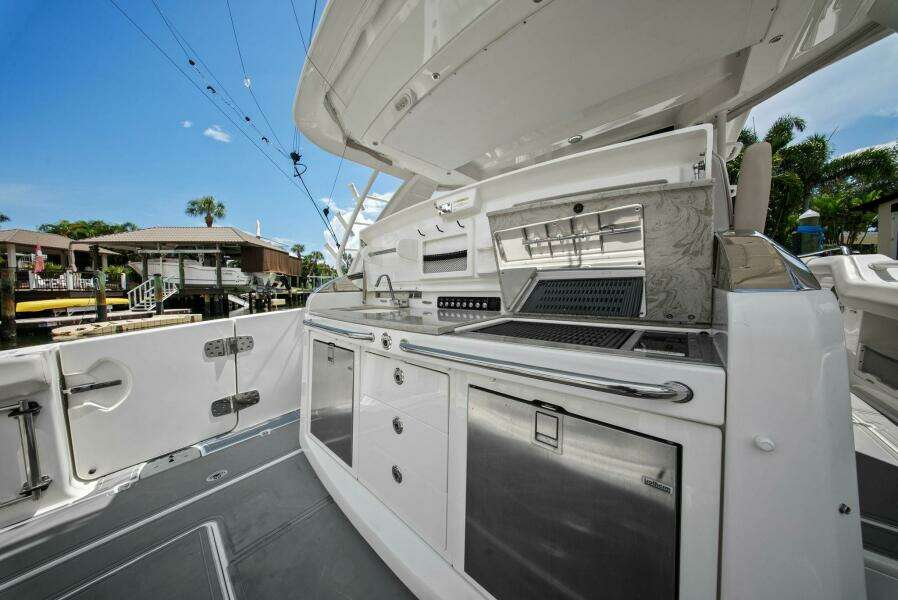 Margie Ann II 42ft Boston Whaler Yacht For Sale