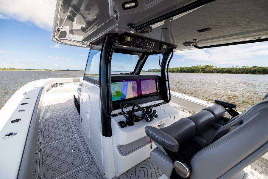 47ft Freeman Yacht For Sale