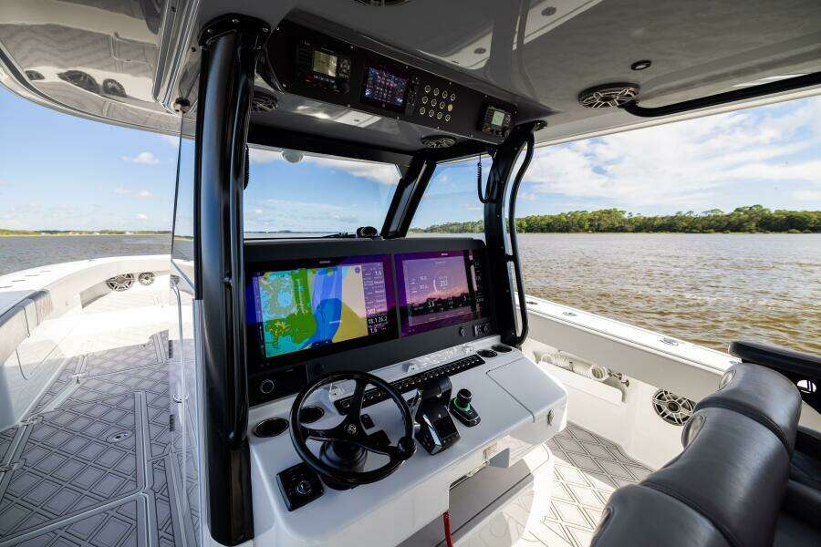 47ft Freeman Yacht For Sale