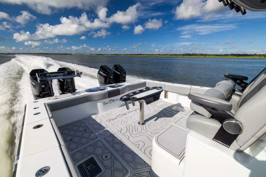 47ft Freeman Yacht For Sale