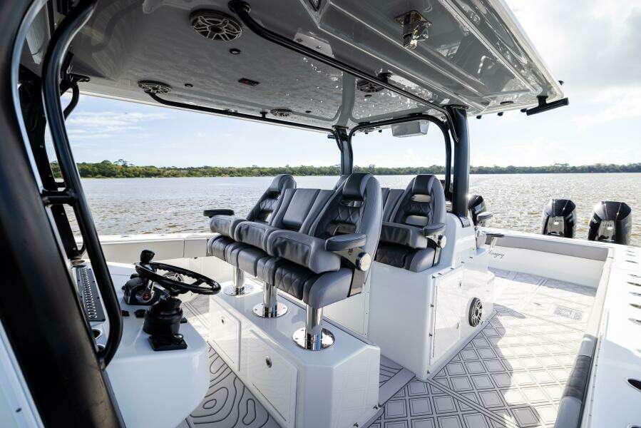 47ft Freeman Yacht For Sale