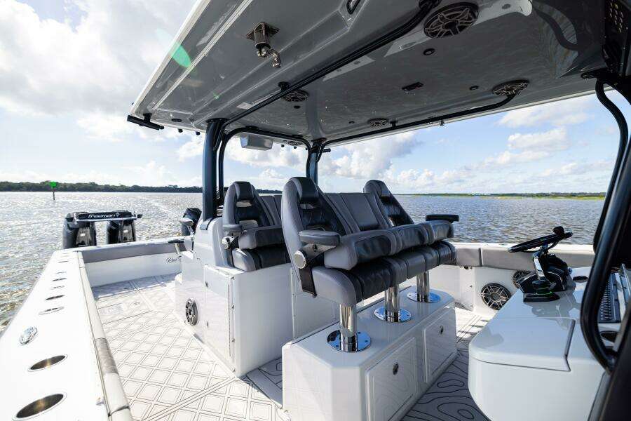 47ft Freeman Yacht For Sale