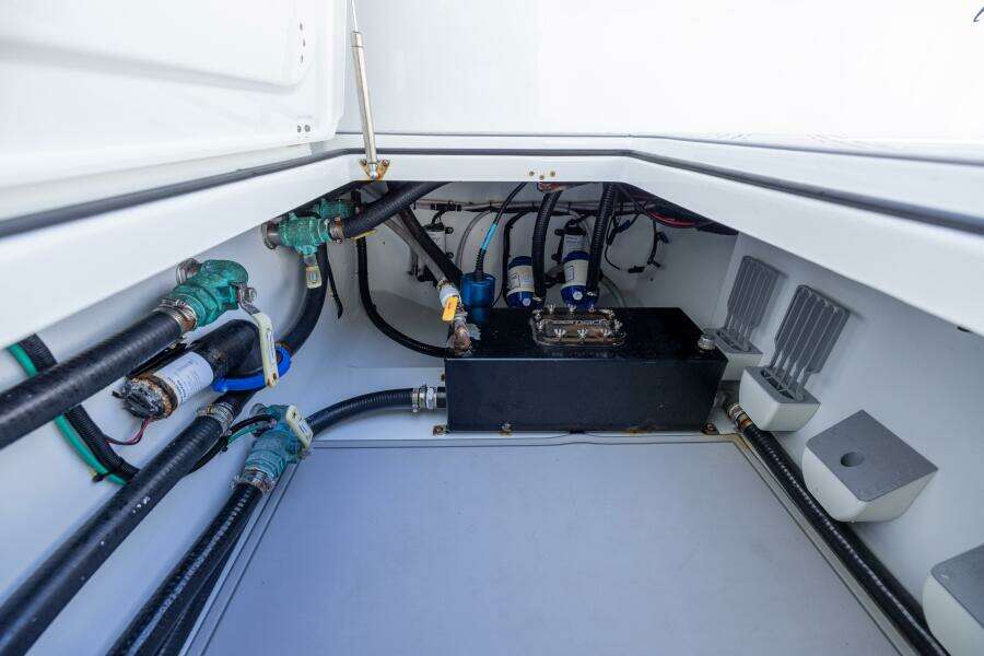 47ft Freeman Yacht For Sale