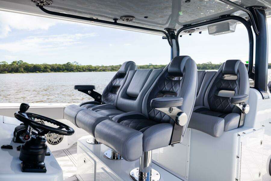 47ft Freeman Yacht For Sale