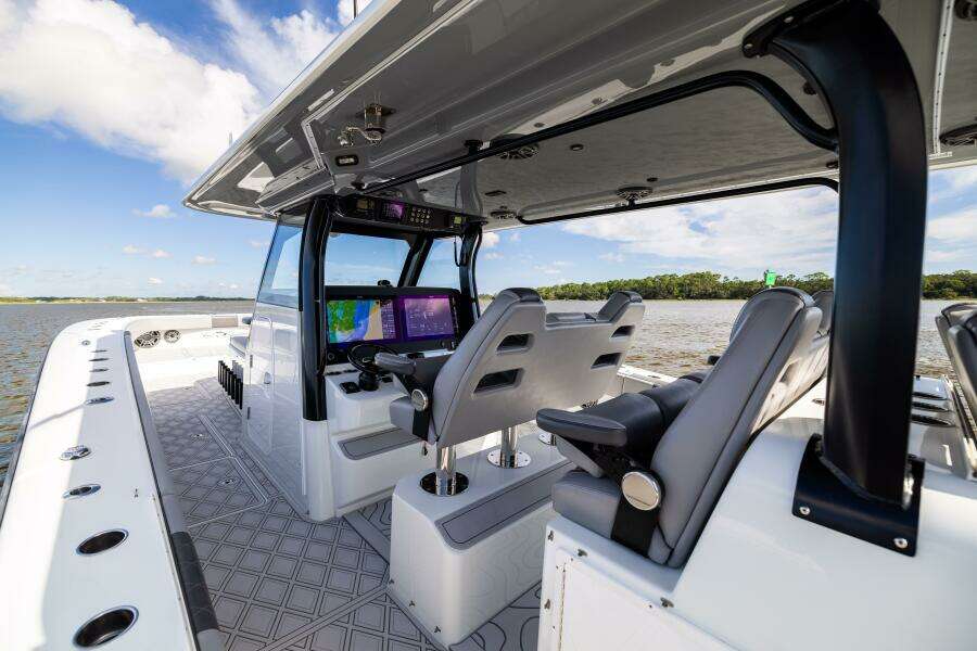 47ft Freeman Yacht For Sale