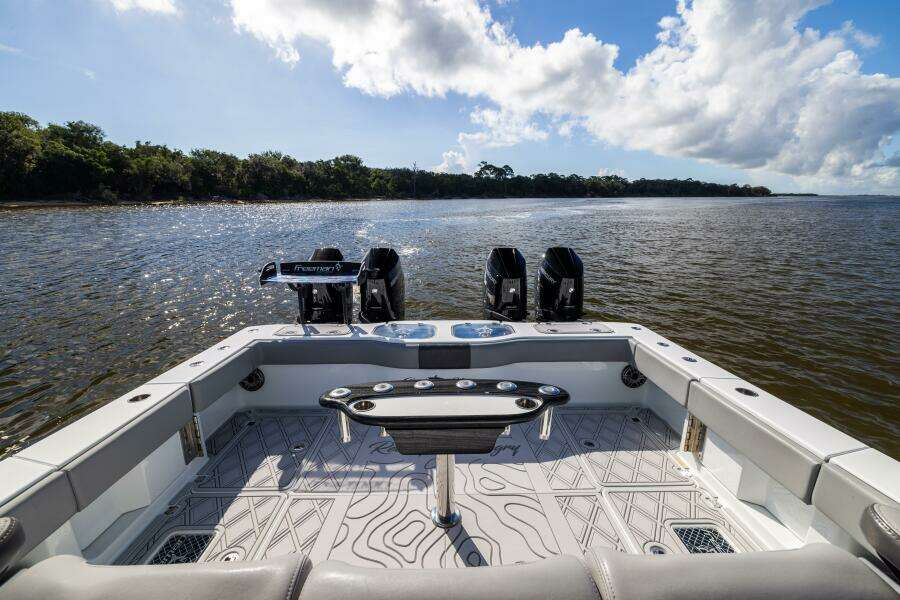 47ft Freeman Yacht For Sale