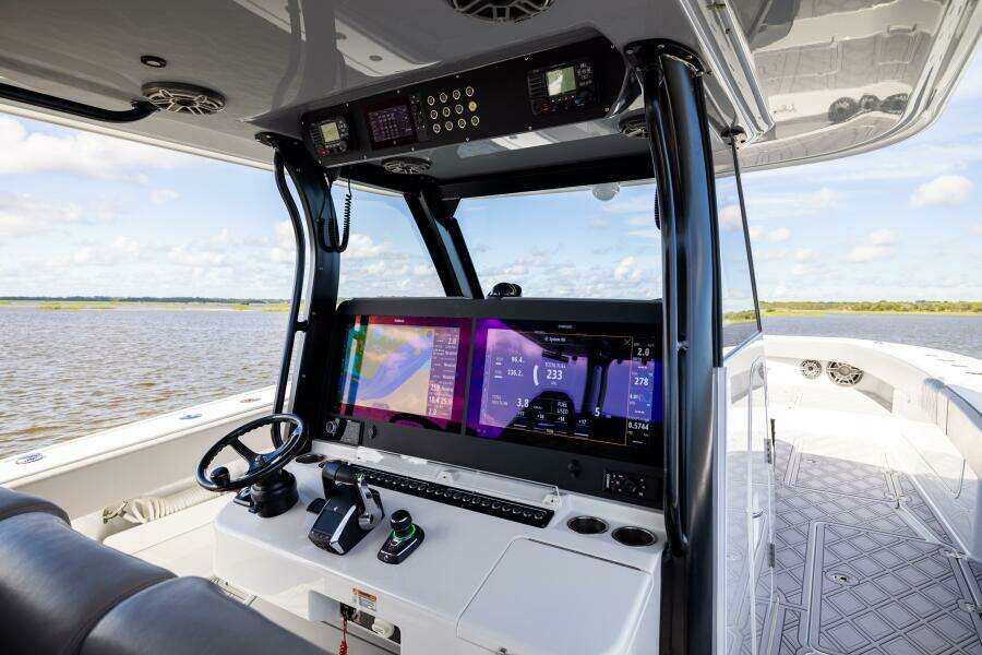 47ft Freeman Yacht For Sale