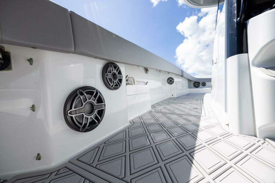 47ft Freeman Yacht For Sale