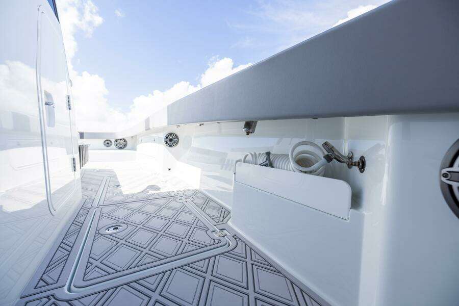 47ft Freeman Yacht For Sale