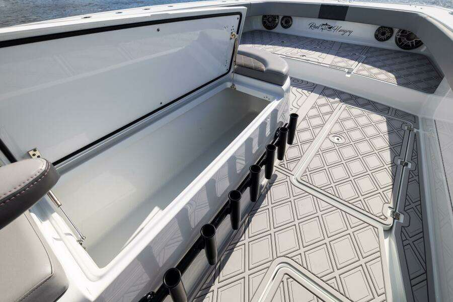 47ft Freeman Yacht For Sale