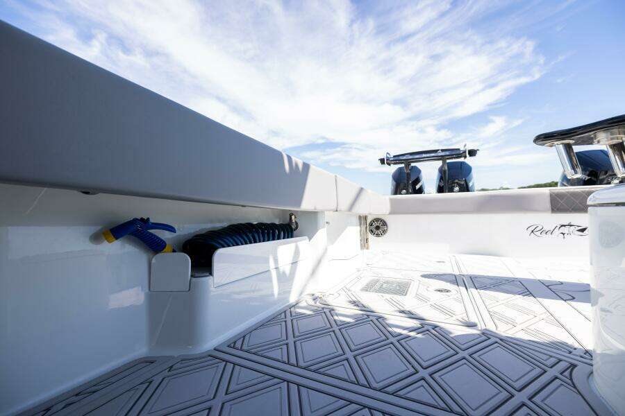 47ft Freeman Yacht For Sale