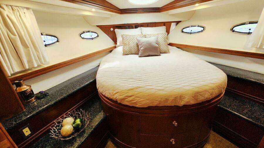 Kateri Marie 53ft Carver Yacht For Sale