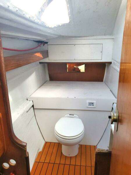 SUNJET 35ft Beneteau Yacht For Sale