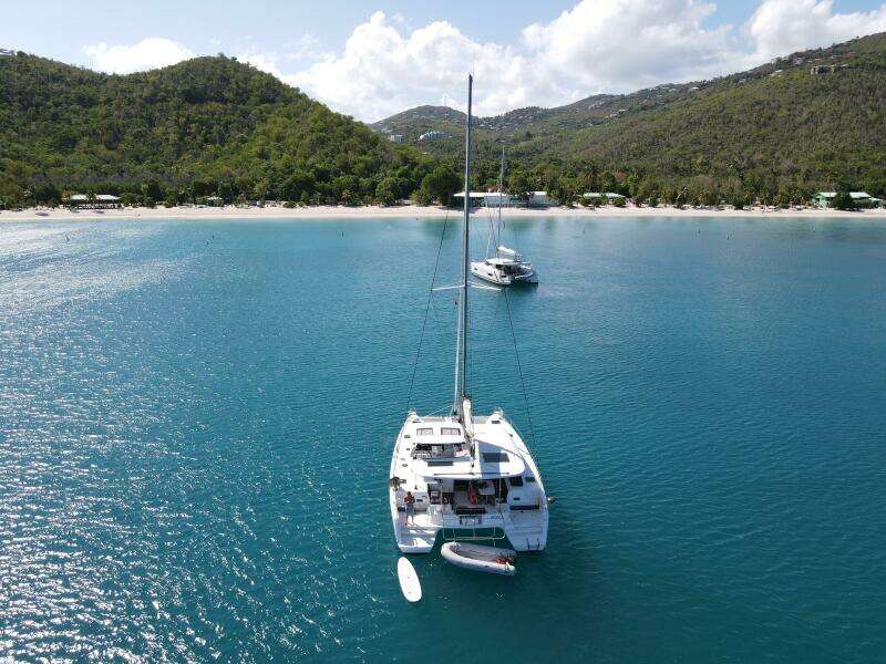 APRES SAIL 42ft Lagoon Yacht For Sale