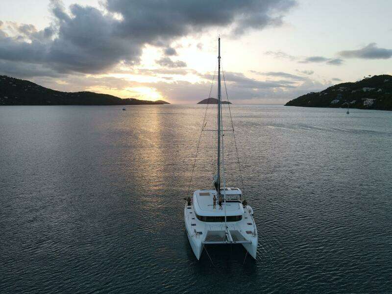 APRES SAIL 42ft Lagoon Yacht For Sale