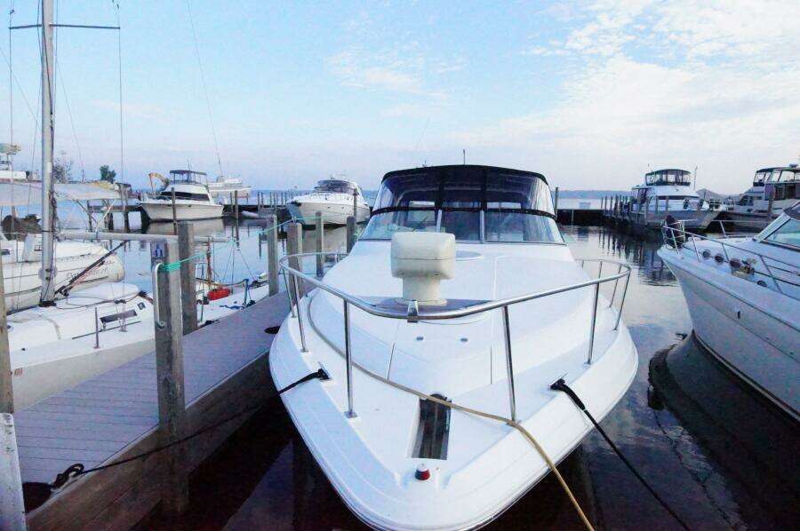 33ft Cruisers Yachts Yacht For Sale