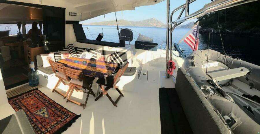 43ft Lagoon Yacht For Sale