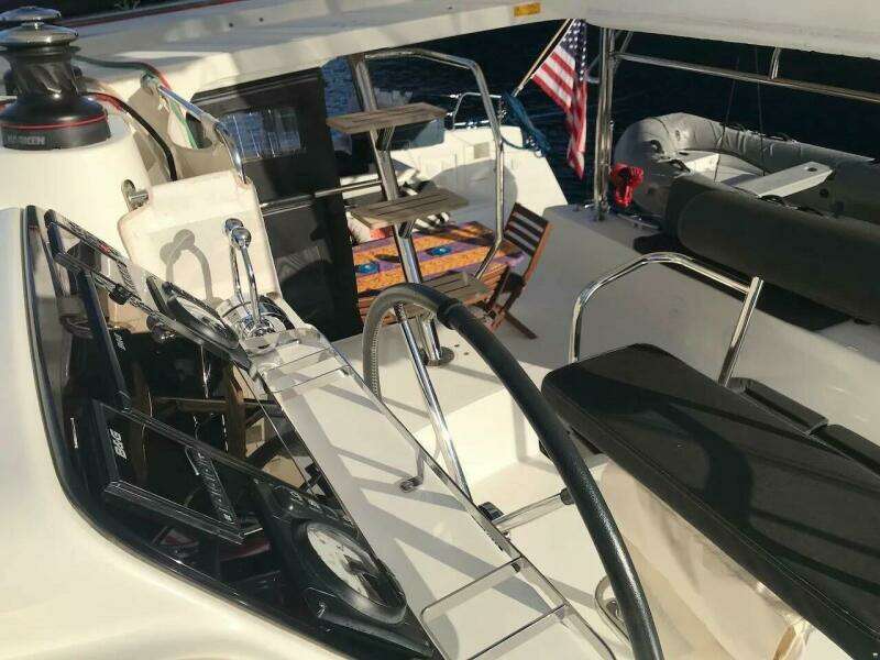 43ft Lagoon Yacht For Sale