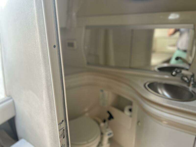 29ft Regal Yacht For Sale