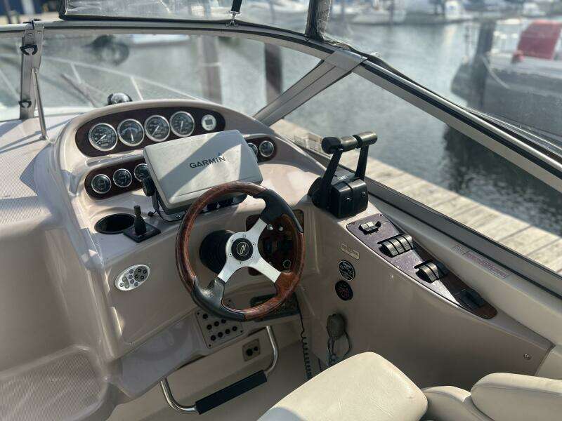 29ft Regal Yacht For Sale