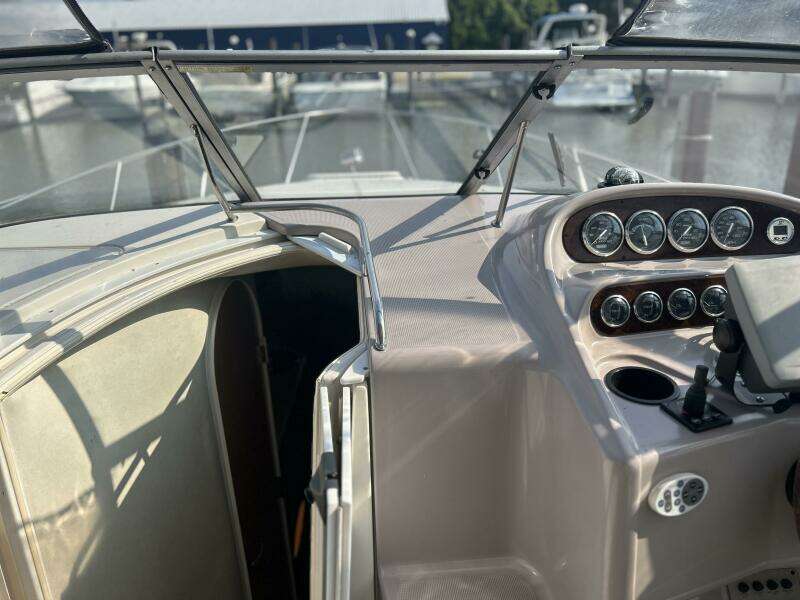 29ft Regal Yacht For Sale
