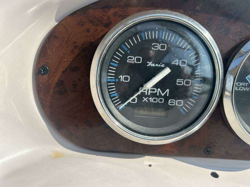 29ft Regal Yacht For Sale