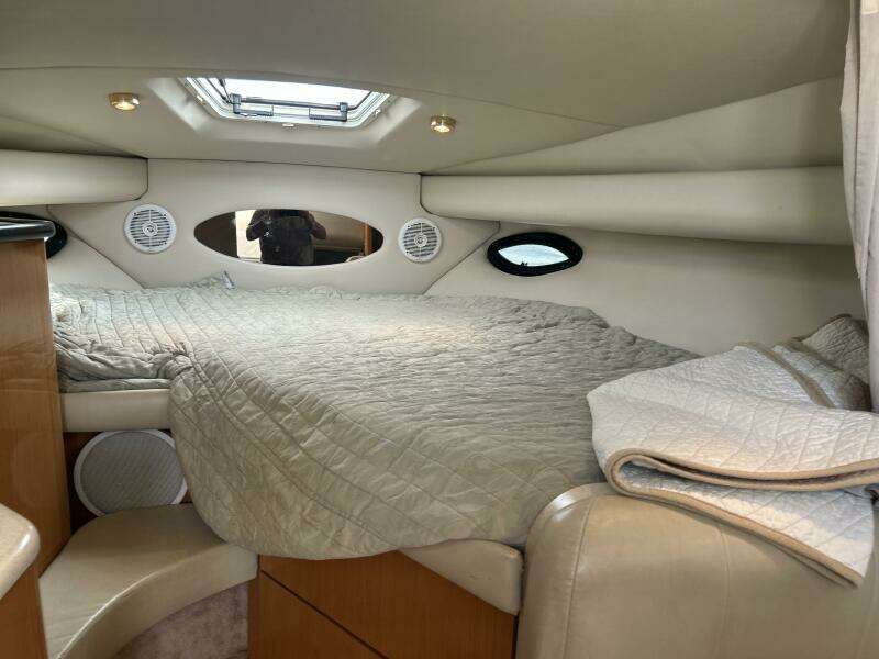 29ft Regal Yacht For Sale