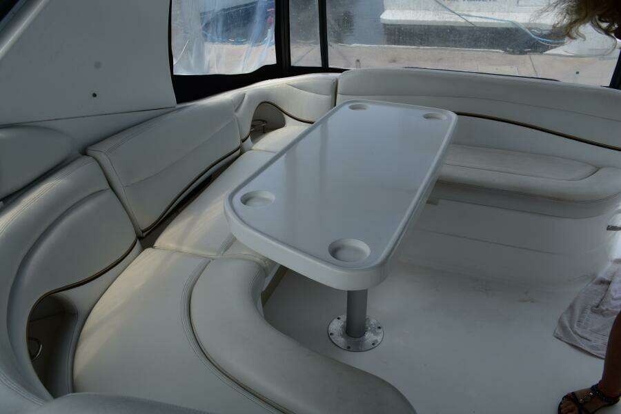 33ft Wellcraft Yacht For Sale