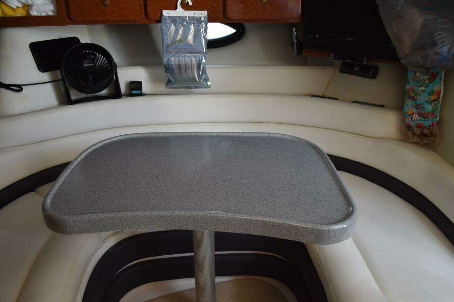 33ft Wellcraft Yacht For Sale