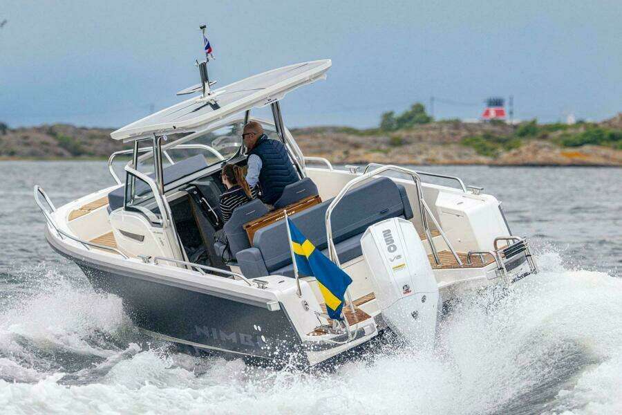 26ft Nimbus Yacht For Sale