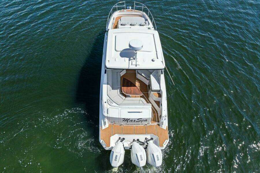 MaxSea  32ft Sea Ray Yacht For Sale