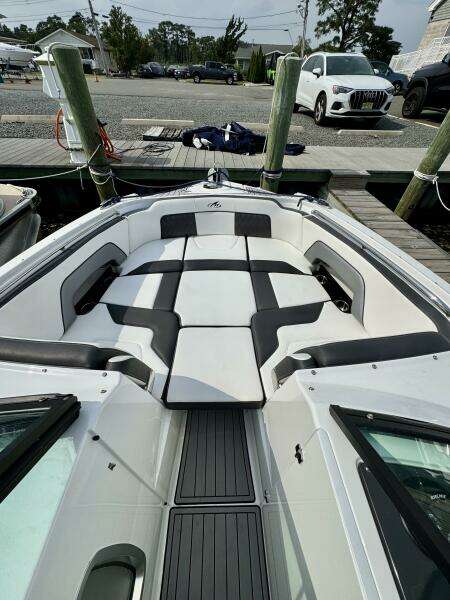RHYTHMIC KINGS 26ft Monterey Yacht For Sale