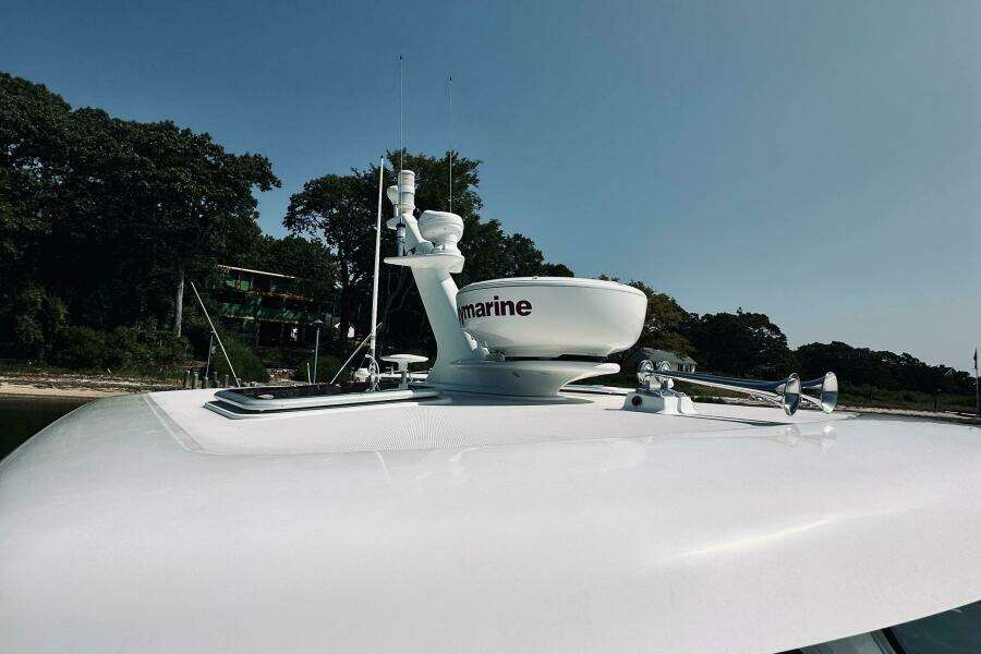 34ft Sabreline Yacht For Sale