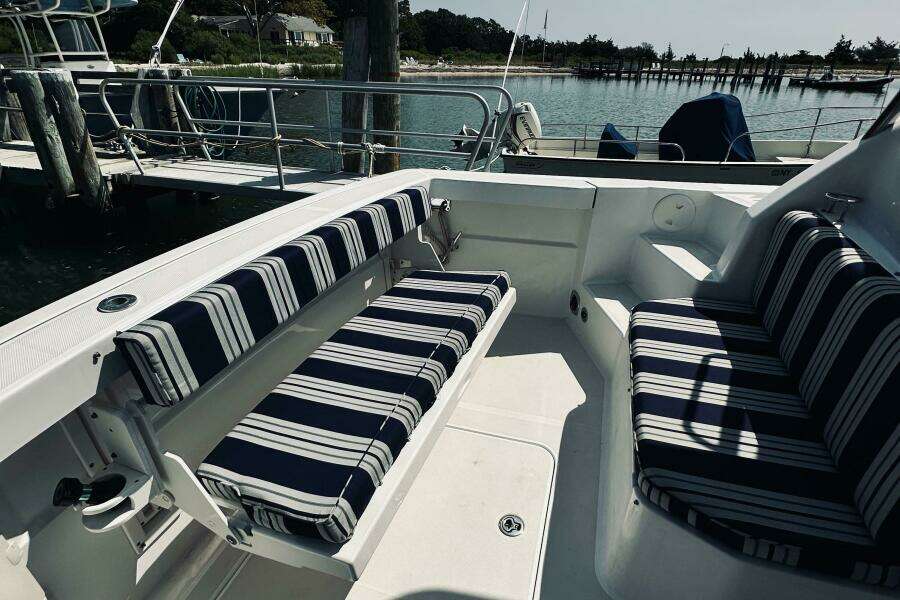 34ft Sabreline Yacht For Sale