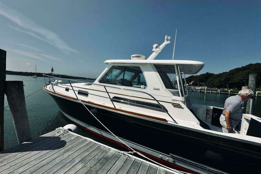 34ft Sabreline Yacht For Sale