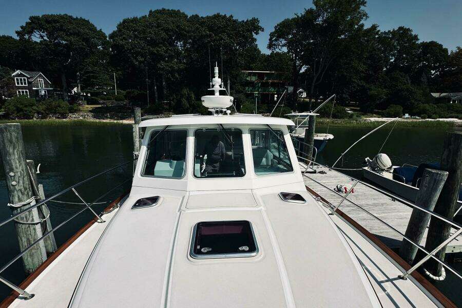 34ft Sabreline Yacht For Sale