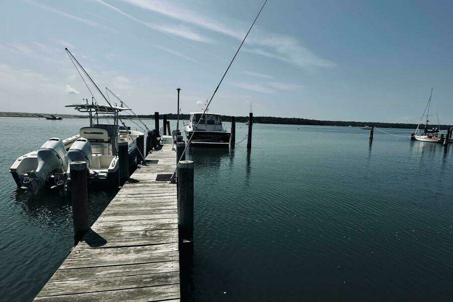 34ft Sabreline Yacht For Sale