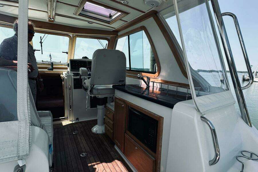 34ft Sabreline Yacht For Sale