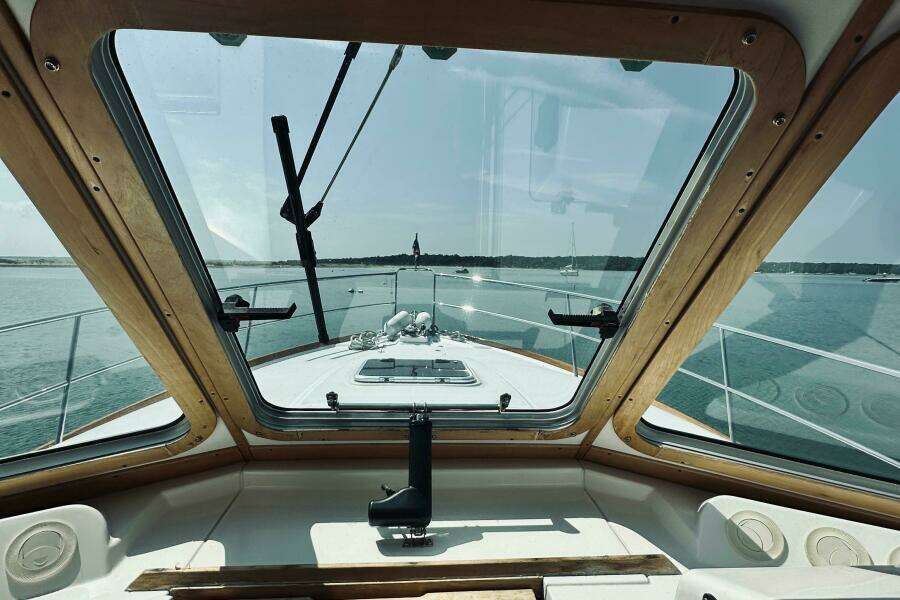 34ft Sabreline Yacht For Sale