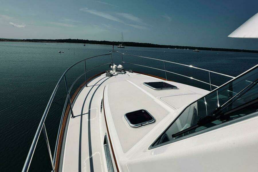 34ft Sabreline Yacht For Sale