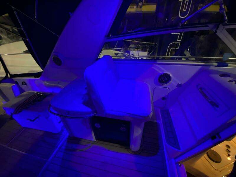 37ft Sea Ray Yacht For Sale