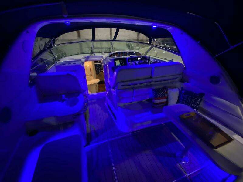 37ft Sea Ray Yacht For Sale