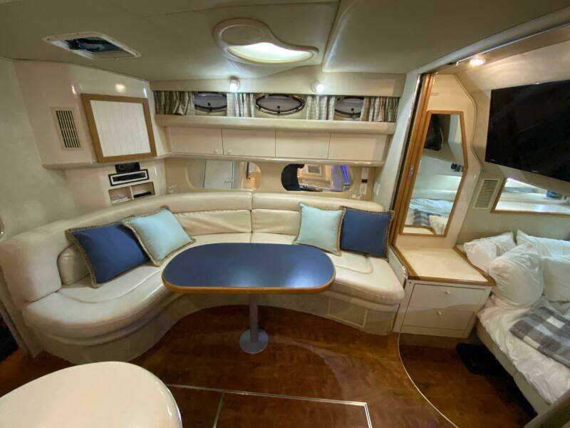 37ft Sea Ray Yacht For Sale