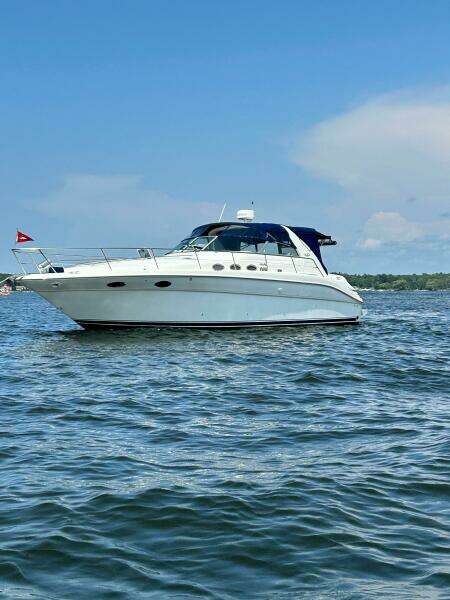 37ft Sea Ray Yacht For Sale
